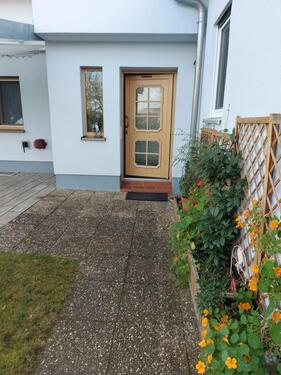 Foto - 8 Zimmer Mehrfamilienhaus, Wohnhaus in Bergrheinfeld