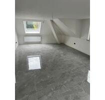 Dachgeschosswohnung - 750,00 EUR Kaltmiete, in Bad Laasphe (PLZ: 57334)