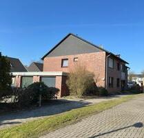 Renovierte 3-Zimmer-Wohnung mit EBK und Garage in Petersfehn I - Bad Zwischenahn