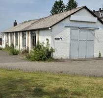 Aachen-Forst | Grundstück mit Potential, Halle, Büro, Stellplätze