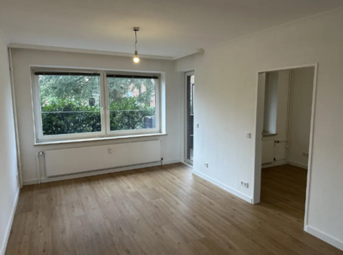 Foto - Helle, renovierte und ruhige 2-Zimmer Wohnung mit Loggia und EBK