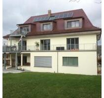 Luxeriöse 4,5-Zimmer-Wohnung mit Garten und eigener Garage in Sch - Schwäbisch Gmünd