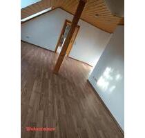 Dachgeschosswohnung - 650,00 EUR Kaltmiete, in Buch am Wald (PLZ: 91592)