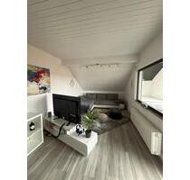 Moderne ,helle 2 ZKB Dachgeschosswohnung mit Balkon - Rheinstetten