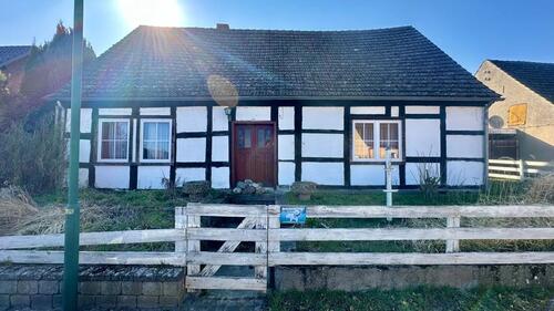 Foto - Charmantes Fachwerkhaus mit großem Grundstück und viel Potenzial