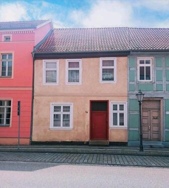 Foto - Altstadthaus zu Verkaufen - 69.000,00&nbsp;EUR Kaufpreis, ca.&nbsp; 90,00&nbsp;m&sup2;