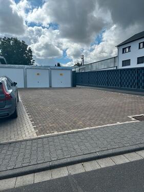 Foto - Garage mit Stellplatzfläche zu vermieten – abschließbar