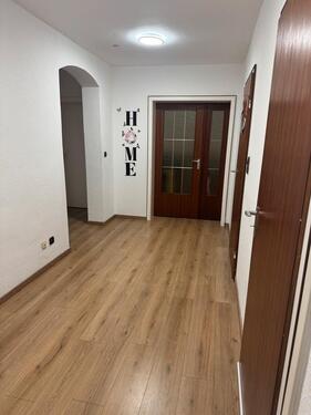 Foto - 4 Zimmerwohnung mit Balkon im Erdgeschoss