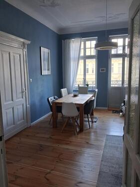 Foto - WG- Zimmer, 24 qm in schöner Altbauwohnung. Nähe Theater.