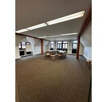 Gewerbefläche zu vermieten - 950,00&nbsp;EUR Kaltmiete, ca.&nbsp; 183,00&nbsp;m&sup2; in Mörlenbach (PLZ: 69509)