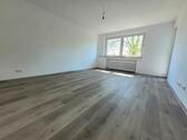Foto - Frisch für Sie renoviert! 2,5-Zimmer-Wohnung mit Balkon!