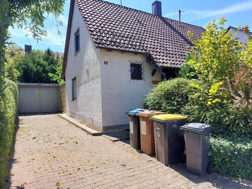 Foto - Freistehendes Einfamilienhaus mit großem Garten - ruhige Wohnlage