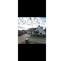 Großzügige 3-Zimmer-Wohnung 125qm - Lentföhrden