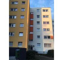 Schöne 3 Zimmer Wohnung mit Balkon (Wohnberechtigungsschein erforderlich) - Oberhausen Biefang