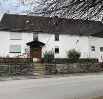 Haus, Bauernhaus, - 1.000,00&nbsp;EUR Kaltmiete, ca.&nbsp; 128,00&nbsp;m&sup2; in Hallenberg (PLZ: 59969)