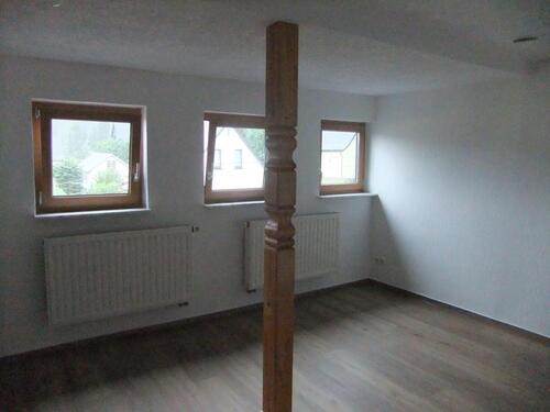 Foto - Gemütliche Dachgeschoßwohnung - 300,00 EUR Kaltmiete,