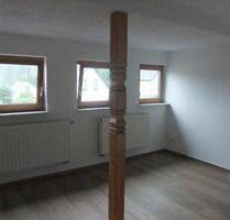 Gemütliche Dachgeschoßwohnung - 300,00 EUR Kaltmiete, in Rodewisch (PLZ: 08228)