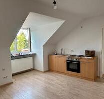 Schöne DG Wohnung in top Lage - 680,00 EUR Kaltmiete, in Augsburg (PLZ: 86150)