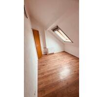 1 Zimmer in 3 er Wohngemeinschaft in Rust ab sofort verfügbar