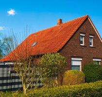 Haus+Einliegerwohnung auf großem Grundstück Mehrgenerationenhaus - Norden