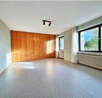 Ruhige Wohnung mit Stellplatz - 600,00&nbsp;EUR Kaltmiete, ca.&nbsp; 66,00&nbsp;m&sup2; in Aichhalden (PLZ: 78733)