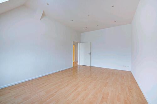 Foto - 2 Zimmer Dachgeschoßwohnung zur Miete in Berlin