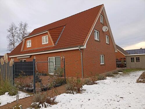 Foto - Haus Doppelhaushälfte Grundstück