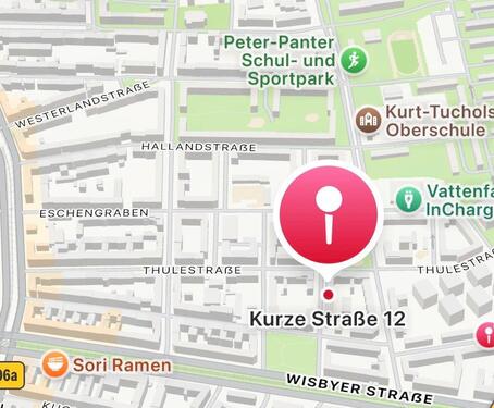 Foto - gesicherter Stellplatz im Innenhof Berlin Pankow