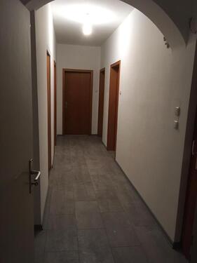 Foto - 4 Zimmerwohnung mit Balkon - 900,00&nbsp;EUR Kaltmiete, ca.&nbsp; 80,00&nbsp;m&sup2;