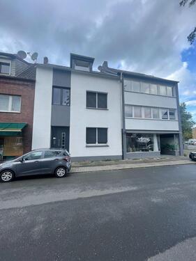 Foto - Möblierte Dachgeschosswohnung mit Dachterrasse