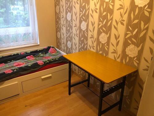 Foto - WG-Zimmer für die Mädchen - 500,00 EUR Kaltmiete,