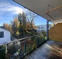 Moderne, zentrumsnahe 3-Zi.-Wohnung mit schönem Blick - Isen