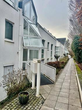 Foto - 3-Zimmer-Wohnung, Balkon,EBK+2Duplex-Stellplätze