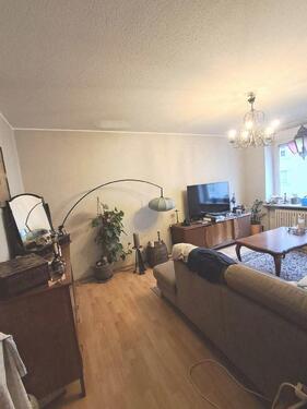 Foto - 3 ZKB mit Loggia in beliebter Lage ab 01.04.2026 zu vermieten