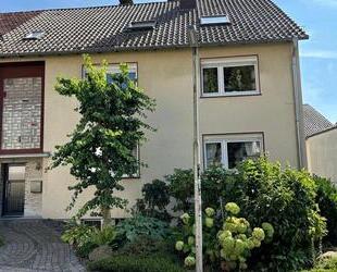 23 Zimmer Wohnung in zentraler Lage von Bad EmstalSand Mai 26