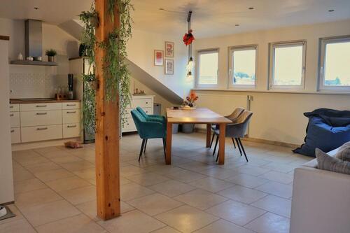 Foto - Helle Dachgeschosswohnung in ruhiger Lage
