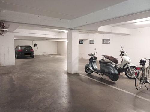 Foto - Stellplatz in Tiefgarage - 100,00&nbsp;EUR Miete,