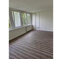 Schöne 3-Raum-Wohnung in der Weststadt - Schwerin Neumühle