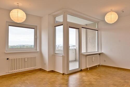 Foto - Renovierte 2 Zi. Wohnung mit Garage von Privat