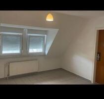 Schöne Dachgeschosswohnung im Zentrum von Geisweid - Siegen Dillnhütten