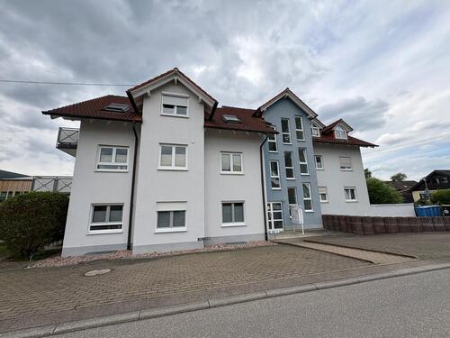 Foto - 7 Zimmer Etagenwohnung in Aldingen