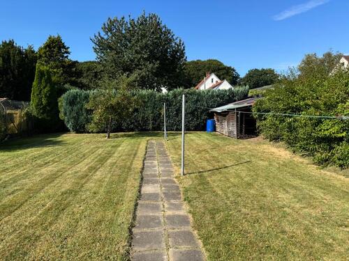 Foto - Großer Garten ca 30 x13 Meter - 50,00&nbsp;EUR Kaltmiete, ca.&nbsp; 0,00&nbsp;m&sup2;