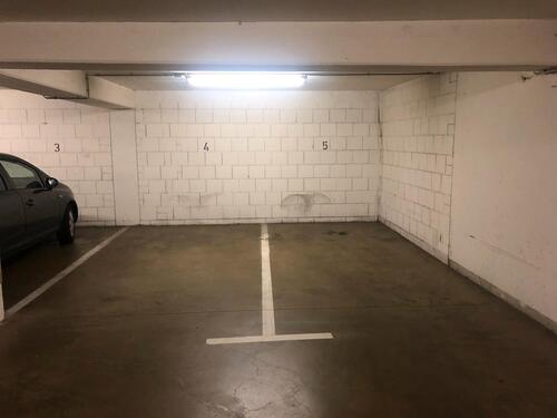 Foto - Garagenplatz in Wohnkomplex vermieten