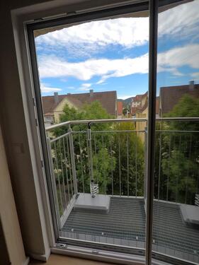 Foto - Mietwohnung :Hochwertige 1-Zimmer-DG-Wohnung in RT Oststadt