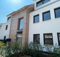 NEUBAU 2023! 2-Zimmer-Wohnung mit Dachterrasse und Einbauküche in Fürth-Stadeln