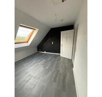 2-Zimmer DG-Wohnung direkt gegenüber vom Oststadtpark - Pforzheim