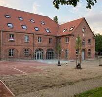Kleines loftiges Büro mit Rundfenster & Sichtbalken - Dessau-Roßlau