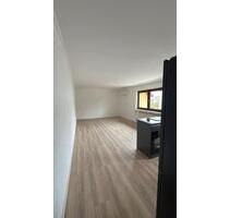 Erstbezug nach Sanierung: moderne 4-Zimmer-Wohnung mit Balkon - Altlußheim