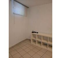 Gewerberäume im Untergeschoss - 750,00 EUR Kaltmiete, in Hamburg (PLZ: 22765) Altona-Nord