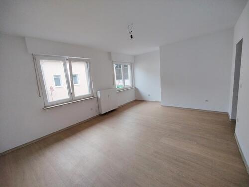 Foto - Frisch renovierte, helle 3ZKB Wohnung mit Dachterrasse